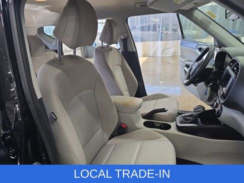 Used 2023 Kia Soul LX image 10