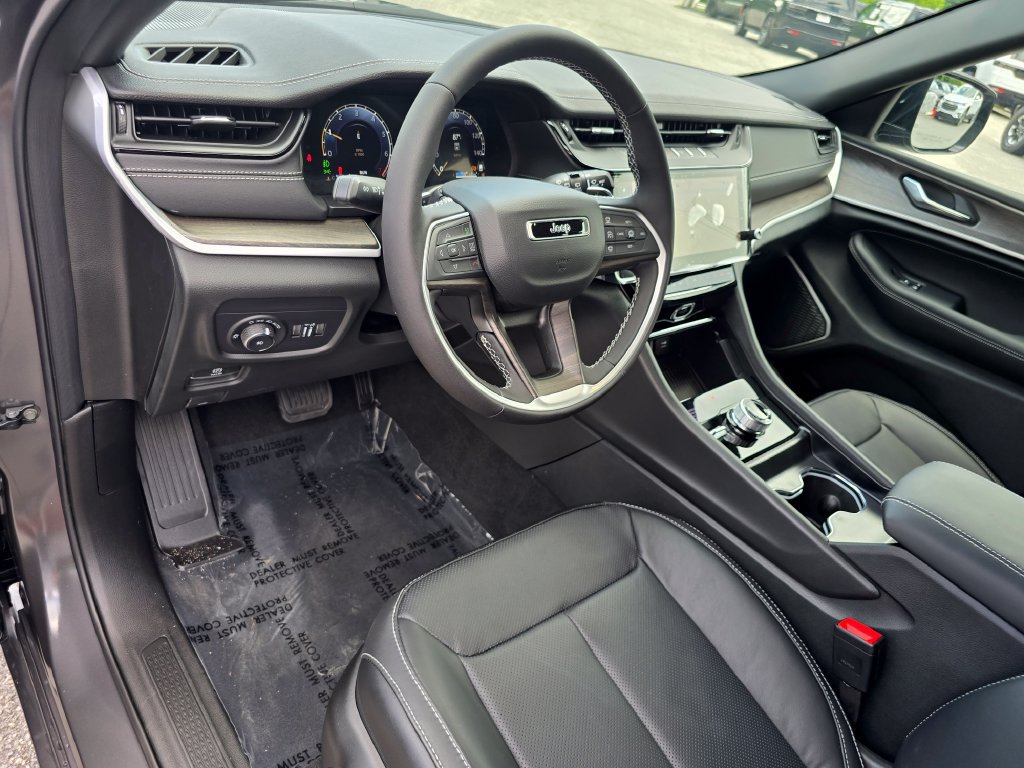 New 2026 Jeep Grand Cherokee Limited AWD/4WD image 24