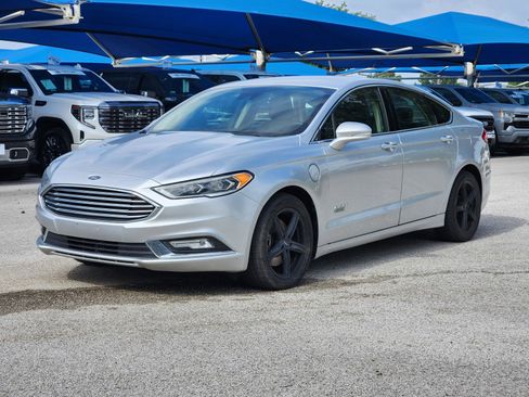Used 2017 Ford Fusion Energi Titanium FWD image 2
