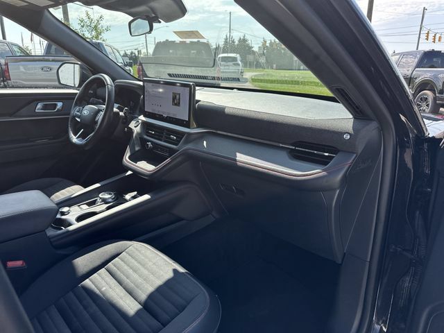 Certified 2025 Ford Explorer ST-Line AWD/4WD image 14