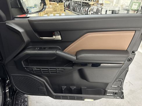 New 2026 Toyota 4Runner Limited AWD/4WD image 37