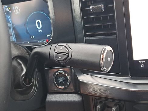 Certified 2024 Ford F250 Lariat w/ Black Appearance Package image 30