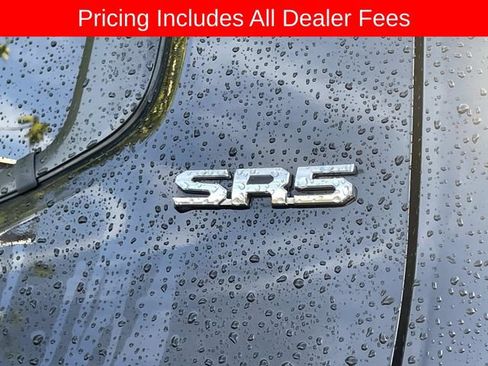 Used 2024 Toyota Tacoma SR5 AWD/4WD image 4
