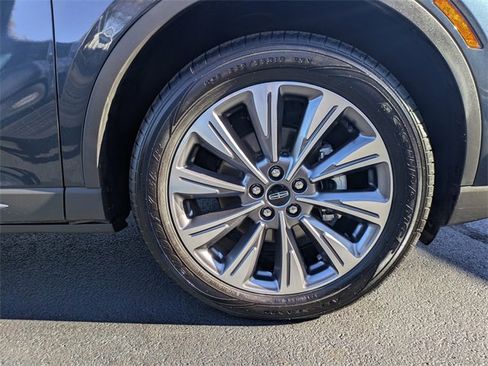 Used 2022 Lincoln Corsair Reserve w/ Equipment Group 201A image 11