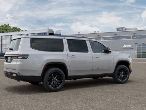 New 2026 Jeep Grand Wagoneer L Limited image 2