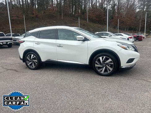 Used 2018 Nissan Murano Platinum image 2