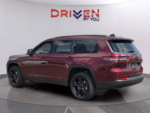 New 2026 Jeep Grand Cherokee L Limited image 3