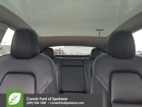 Used 2025 Tesla Model Y Long Range image 34