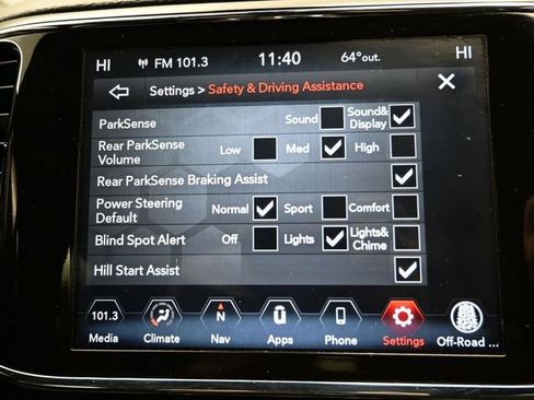 Used 2022 Jeep Grand Cherokee Laredo E image 36