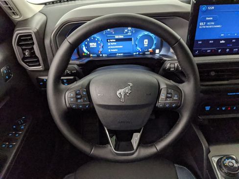 New 2025 Ford Bronco Sport Outer Banks w/ Outer Banks Tech Package+ image 16