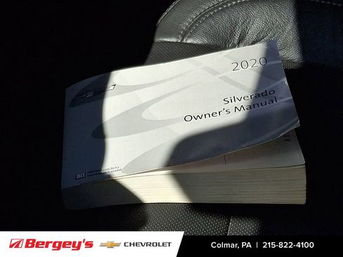 Used 2020 Chevrolet Silverado 2500 LTZ w/ LTZ Convenience Package AWD/4WD image 31