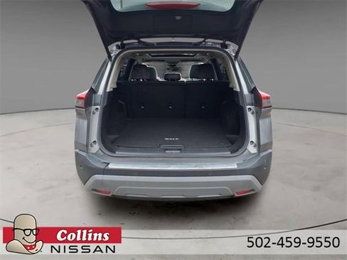 Used 2021 Nissan Rogue SV w/ Premium Package image 8