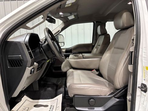 Used 2019 Ford F250 XL w/ Power Equipment Group image 11