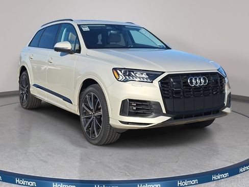 Used 2024 Audi Q7 3.0T Premium Plus AWD/4WD image 4