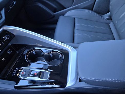 New 2025 Audi Q5 Premium Plus image 24
