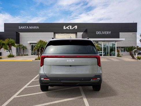 New 2025 Kia Carnival SX Prestige image 5