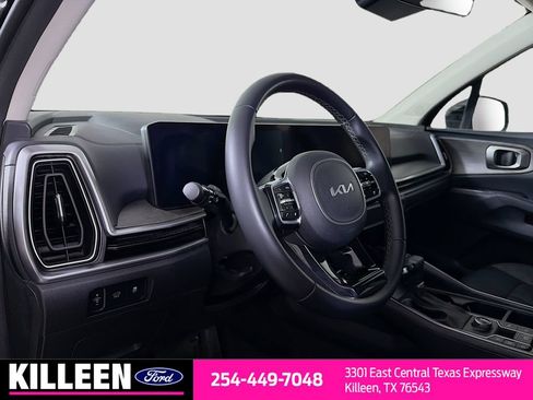 Used 2024 Kia Sorento X-Line EX AWD/4WD image 11