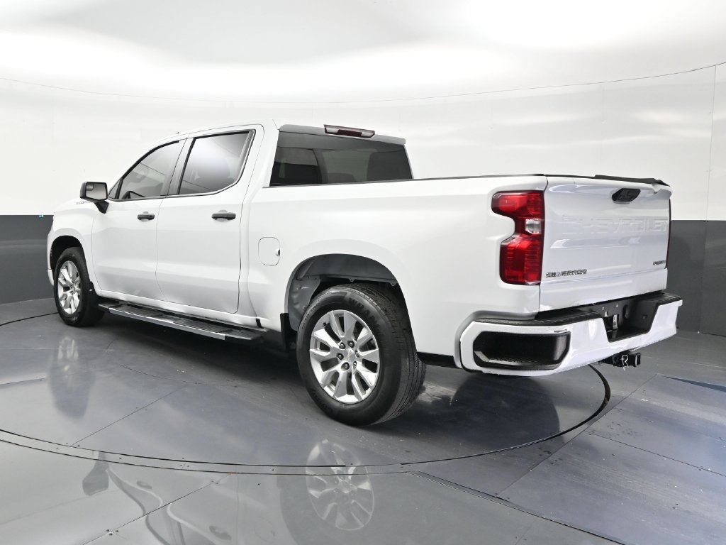 Used 2024 Chevrolet Silverado 1500 Custom RWD image 3