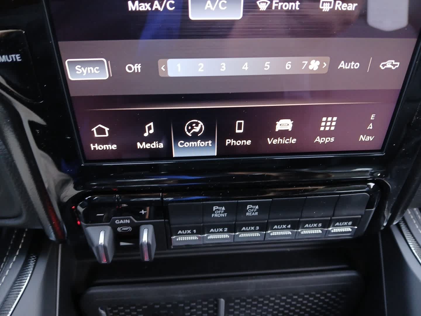 New 2026 RAM 1500 RHO AWD/4WD image 37