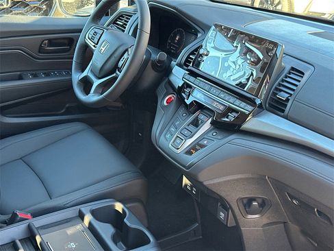 New 2026 Honda Odyssey EX-L image 9