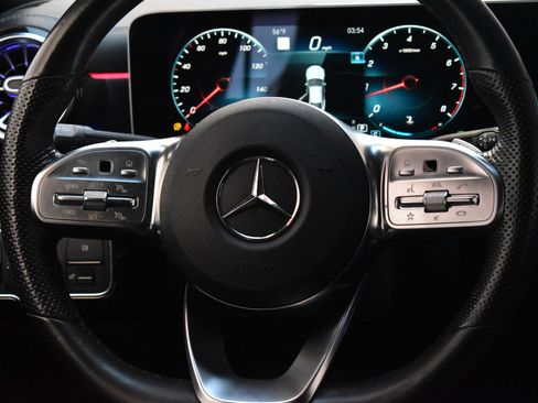 Used 2020 Mercedes-Benz CLA 250 image 30