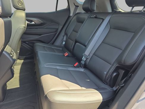 Certified 2023 GMC Terrain SLT w/ Tech Package FWD image 15