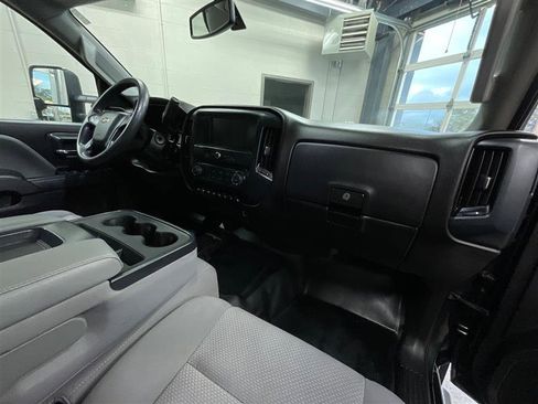 Used 2019 Chevrolet Silverado 2500 W/T image 25