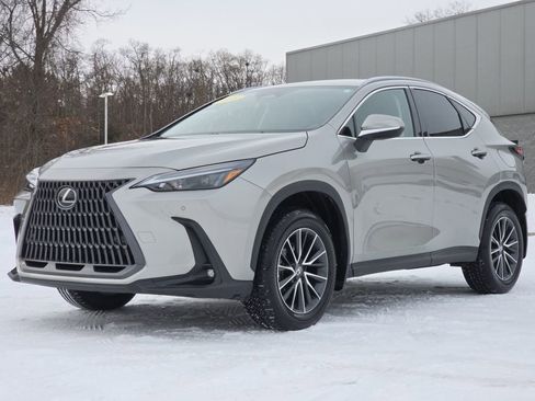 Certified 2025 Lexus NX 350 AWD image 4