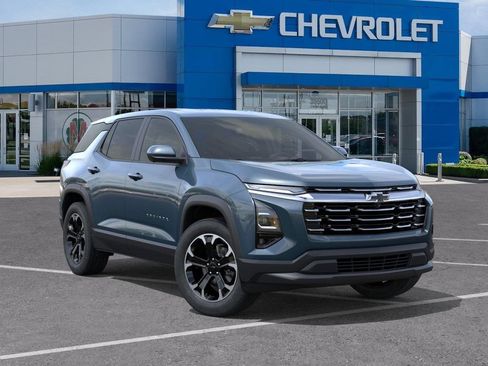 New 2026 Chevrolet Equinox LT w/ Convenience Package II FWD image 7