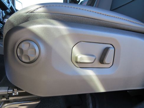 New 2026 Jeep Wrangler Unlimited Rubicon image 18