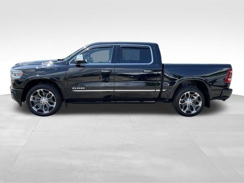 Used 2022 RAM 1500 Limited AWD/4WD image 2