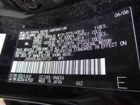 Used 2006 Toyota Land Cruiser V8 image 25