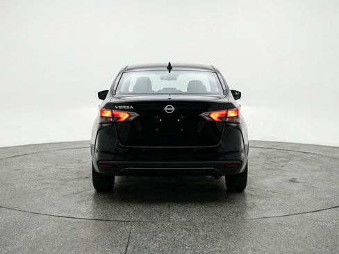 Used 2025 Nissan Versa SV image 7