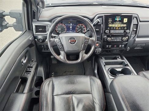 Used 2021 Nissan Titan PRO-4X w/ Pro-4x Convenience Package image 7