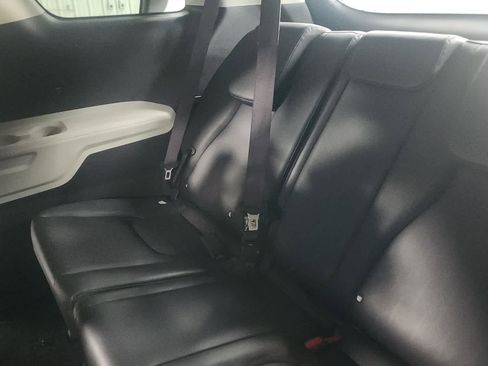 Used 2024 Kia Carnival LX image 26