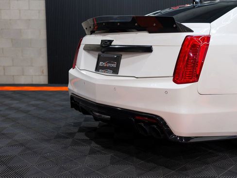 Used 2016 Cadillac CTS V w/ Luxury Package RWD image 19