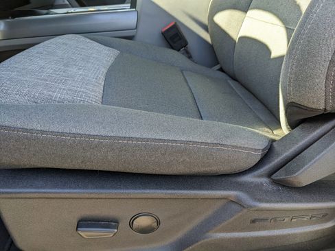 Used 2024 Ford F250 XLT w/ Black Appearance Package image 27