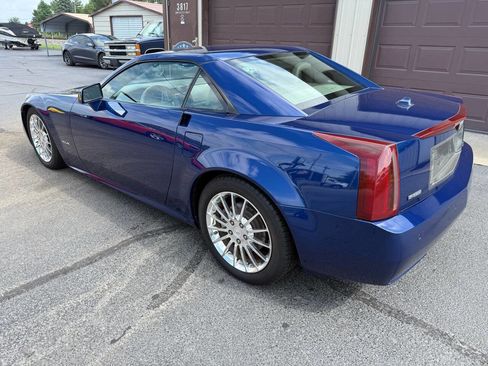 Used 2005 Cadillac XLR image 6