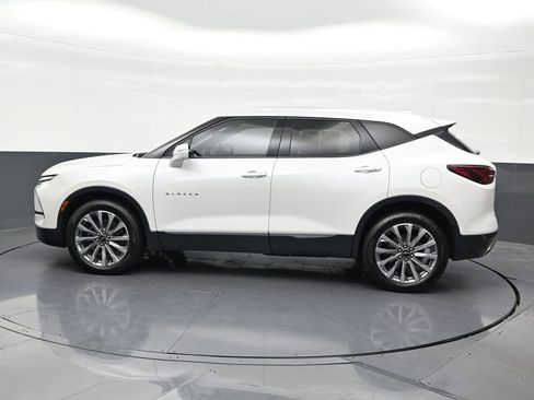 Used 2023 Chevrolet Blazer Premier w/ Driver Confidence II Package FWD image 2