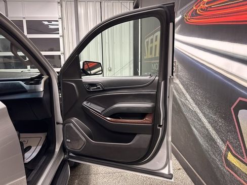 Used 2018 GMC Yukon SLT w/ Open Road Package image 32