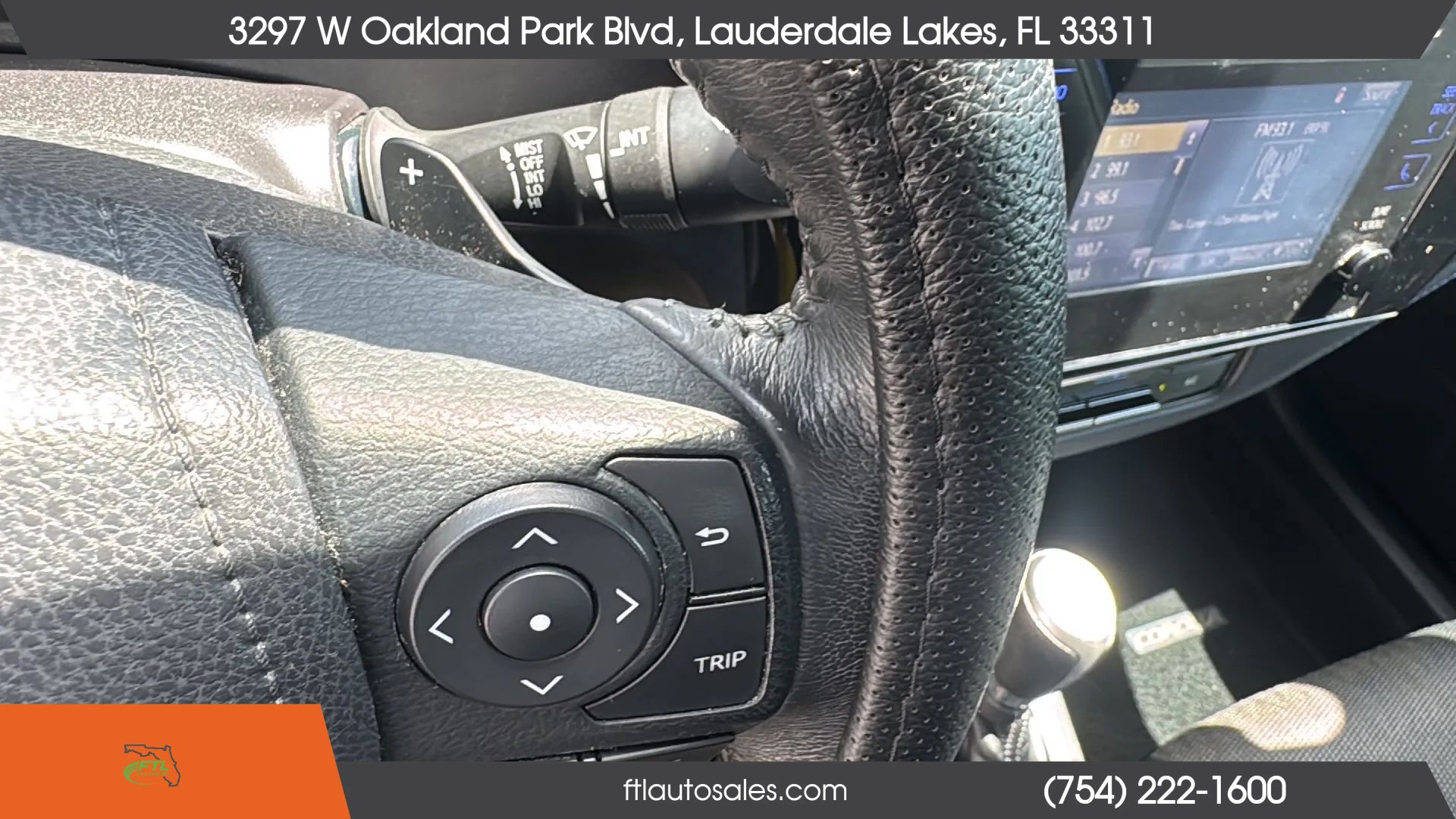 Used 2017 Toyota Corolla SE FWD image 35