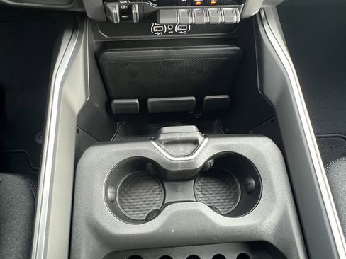 New 2026 RAM 1500 Big Horn w/ Night Edition image 24