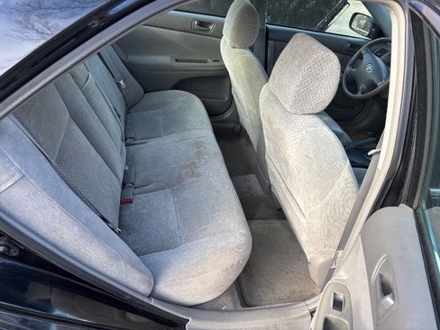Used 2003 Toyota Camry LE image 12