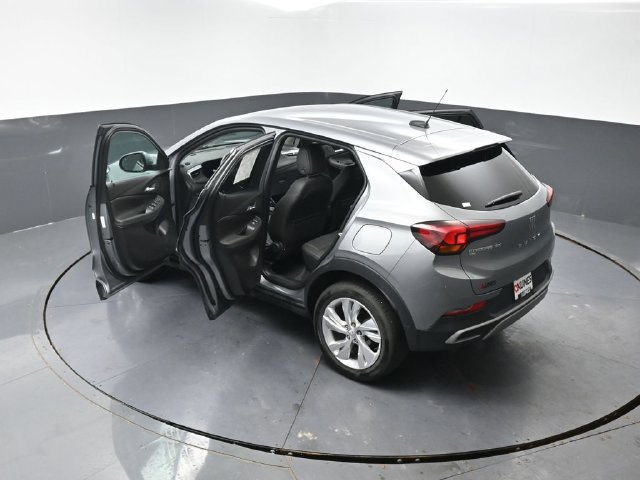 Used 2025 Buick Encore GX Preferred AWD/4WD image 57