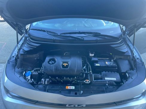 Used 2025 Kia Soul LX w/ LX Technology Package image 32