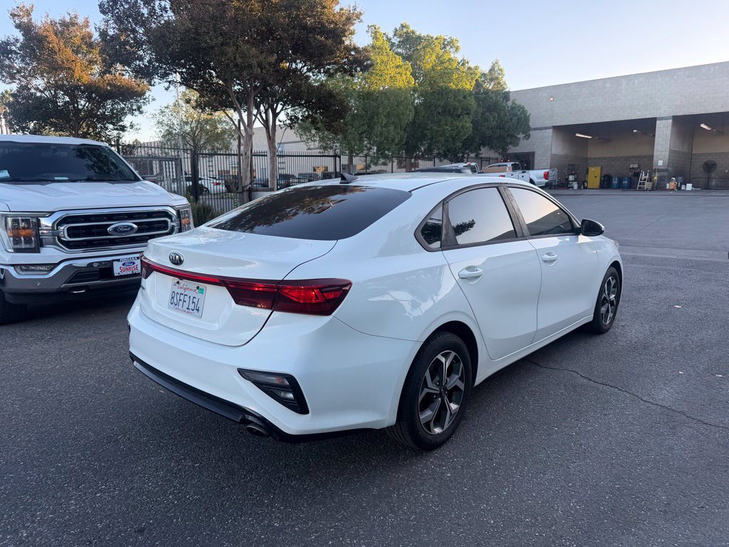 Used 2020 Kia Forte LXS FWD image 3