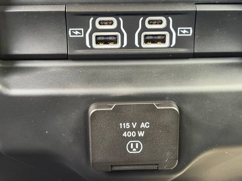 Used 2025 RAM 1500 Big Horn AWD/4WD image 15