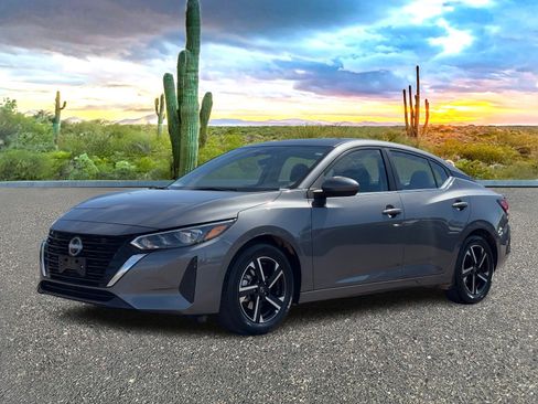 Used 2025 Nissan Sentra SV image 2