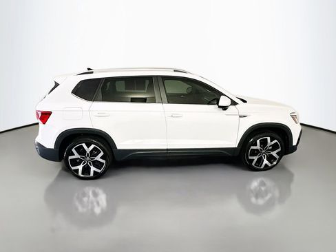 Used 2023 Volkswagen Taos SEL AWD/4WD image 8