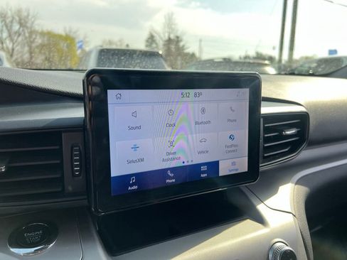 Certified 2022 Ford Explorer XLT w/ Class IV Trailer Tow Package image 29